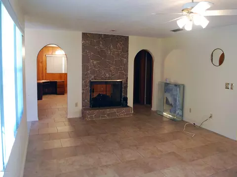 2214 Orange Tree Dr, Edgewater, FL 32141 photo 3