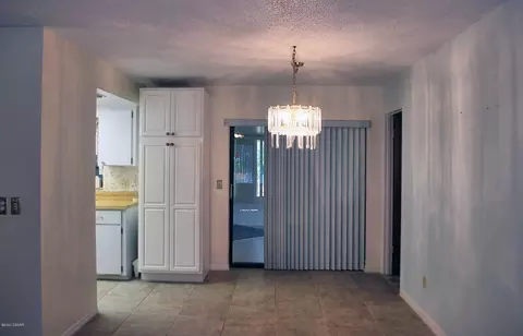 2214 Orange Tree Dr, Edgewater, FL 32141 photo 4