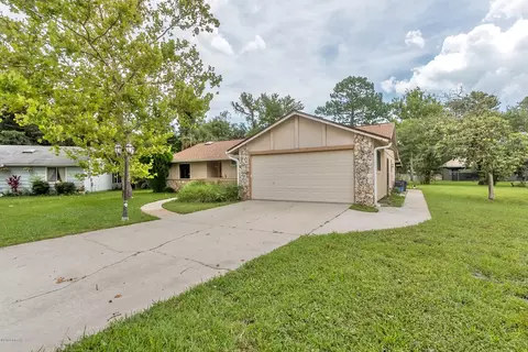 20 Castle Manor Dr, Ormond Beach, FL 32174 photo 2