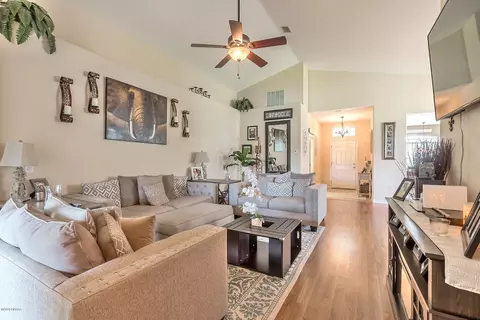 544 Safe Harbor Dr, Edgewater, FL 32141 photo 9