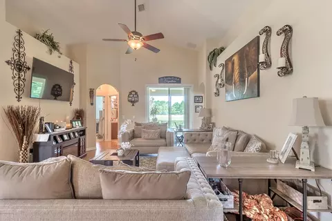 544 Safe Harbor Dr, Edgewater, FL 32141 photo 7