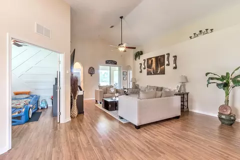 544 Safe Harbor Dr, Edgewater, FL 32141 photo 5