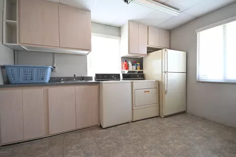 111 E Marion Ave, Edgewater, FL 32132 photo 25