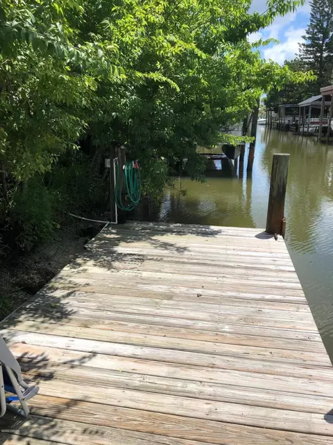 114 Lewis St, Edgewater, FL 32141 photo 5