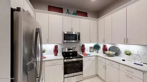 821 Pinewood Dr, Ormond Beach, FL 32174 photo 8