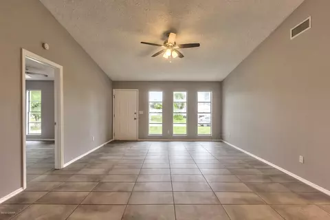 1507 Victory Palm Dr, Edgewater, FL 32132 photo 6