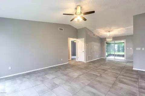 1507 Victory Palm Dr, Edgewater, FL 32132 photo 4