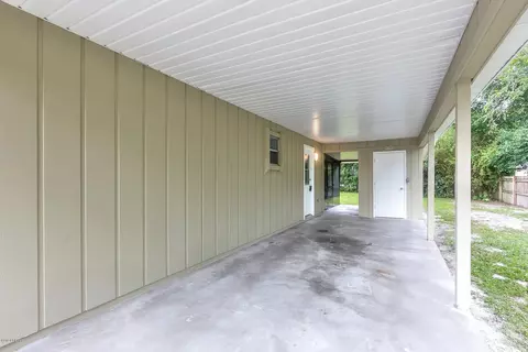 1507 Victory Palm Dr, Edgewater, FL 32132 photo 3