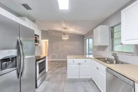 1507 Victory Palm Dr, Edgewater, FL 32132 photo 11