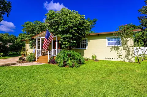 330 Coquina Ave, Ormond Beach, FL 32174 photo 3