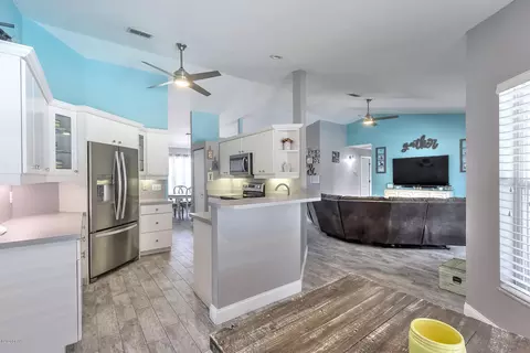 3229 Juniper Dr, Edgewater, FL 32141 photo 10
