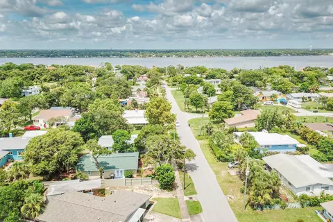 82 River Beach Dr, Ormond Beach, FL 32176 photo 4