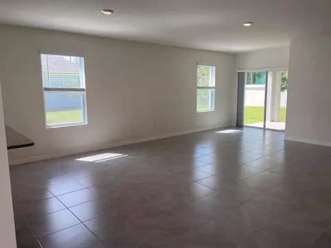 286 Sandoval Dr, Ormond Beach, FL 32174 photo 5