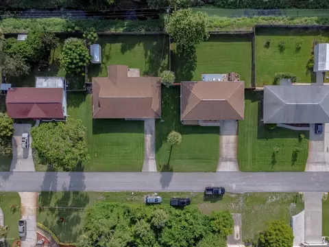 3015 Juniper Dr, Edgewater, FL 32141 photo 3