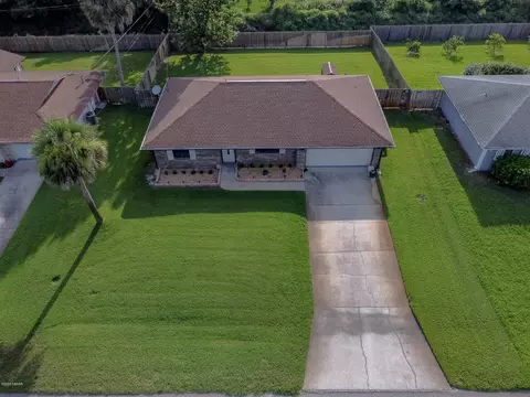 3015 Juniper Dr, Edgewater, FL 32141 photo 4