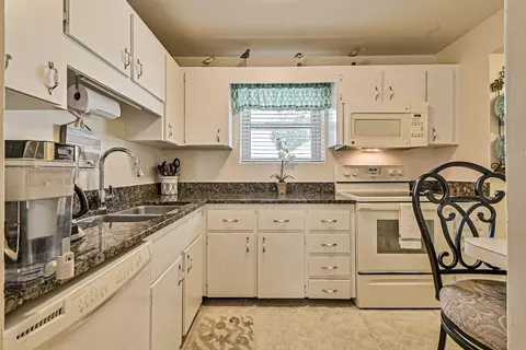 66 Live Oak Ave, Ormond Beach, FL 32174 photo 4