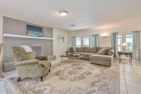 66 Live Oak Ave, Ormond Beach, FL 32174 photo 6