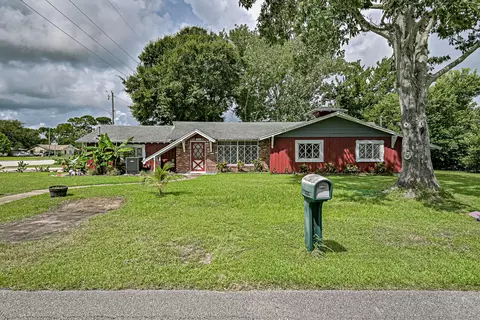 1830 Date Palm Dr, Edgewater, FL 32132 photo 2