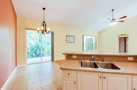 6 Manderley Ln, Ormond Beach, FL 32174 photo 13