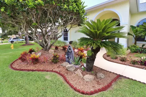 35 Kingsley Cir, Ormond Beach, FL 32174 photo 4