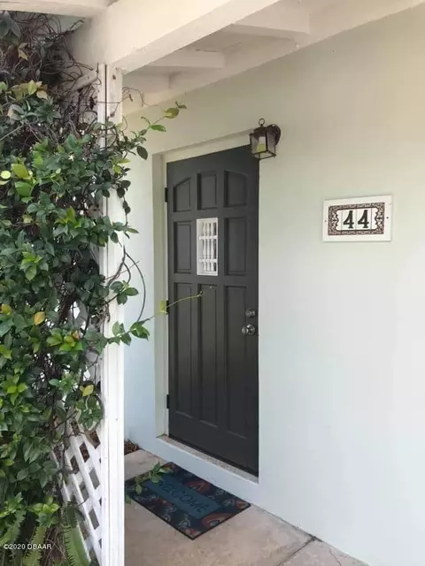 44 Seaview Dr, Ormond Beach, FL 32176 photo 4