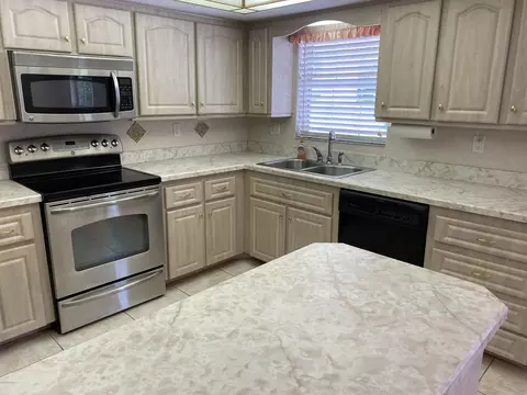 18 Butternut Cir, Ormond Beach, FL 32174 photo 5