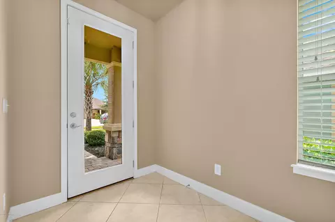 653 Elk River Dr, Ormond Beach, FL 32174 photo 4