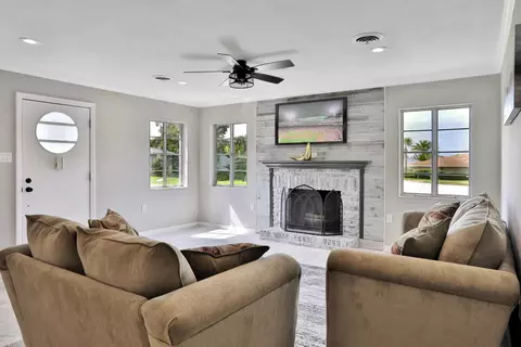 411 Riverside Dr, Ormond Beach, FL 32176 photo 12