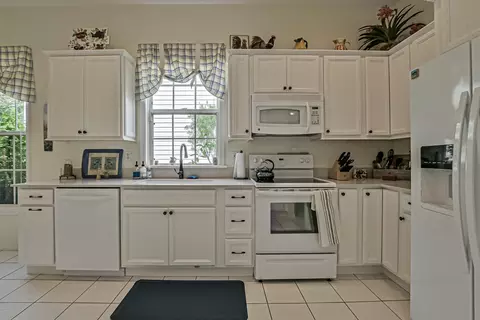 3339 Newbliss Cir, Ormond Beach, FL 32174 photo 13