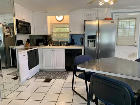 335 Creek Ln, Ormond Beach, FL 32174 photo 4