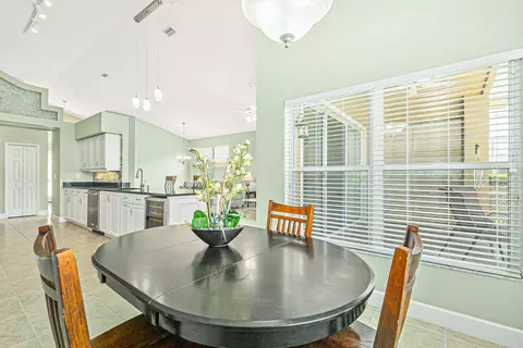 1232 Crown Pointe Ln, Ormond Beach, FL 32174 photo 12