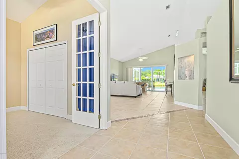 1232 Crown Pointe Ln, Ormond Beach, FL 32174 photo 3