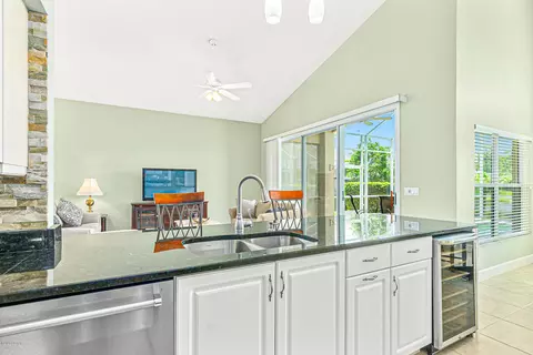 1232 Crown Pointe Ln, Ormond Beach, FL 32174 photo 8