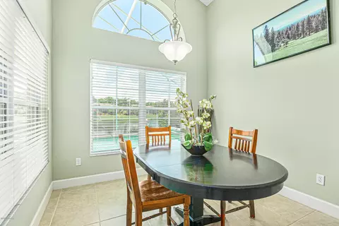 1232 Crown Pointe Ln, Ormond Beach, FL 32174 photo 11