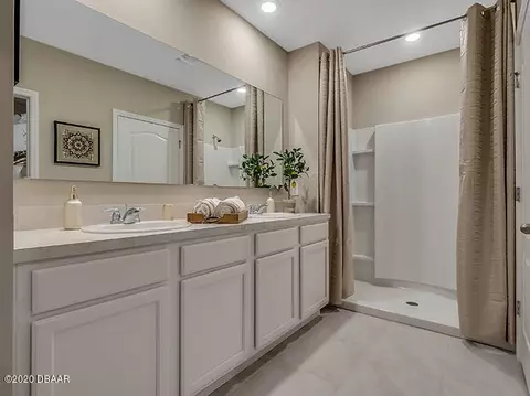 140 Old Mill Pond Rd, Edgewater, FL 32141 photo 4