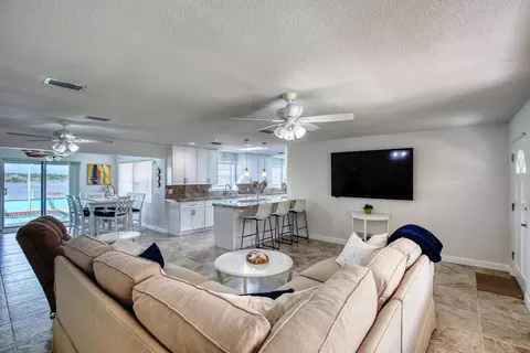 2040 John Anderson Dr, Ormond Beach, FL 32176 photo 12