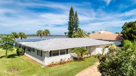 2040 John Anderson Dr, Ormond Beach, FL 32176 photo 1