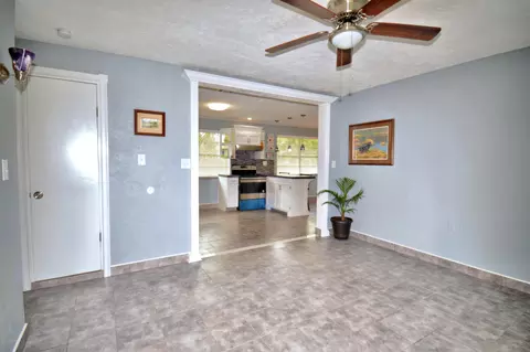 214 Pine Ave, Edgewater, FL 32141 photo 12