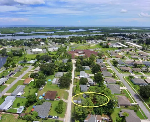 214 Pine Ave, Edgewater, FL 32141 photo 6