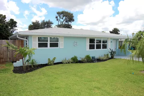 46 Azalea Dr, Ormond Beach, FL 32176 photo 2