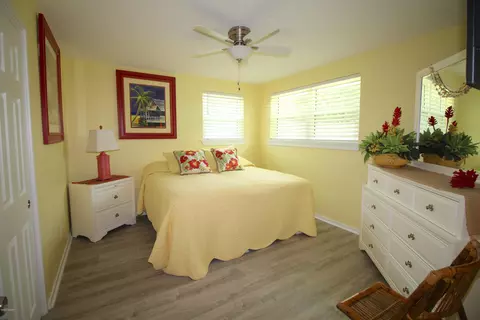46 Azalea Dr, Ormond Beach, FL 32176 photo 8