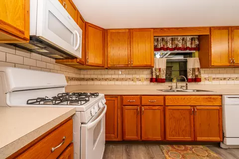 2218 Juniper Dr, Edgewater, FL 32141 photo 8