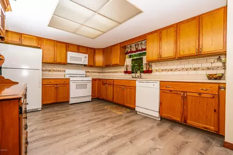 2218 Juniper Dr, Edgewater, FL 32141 photo 10