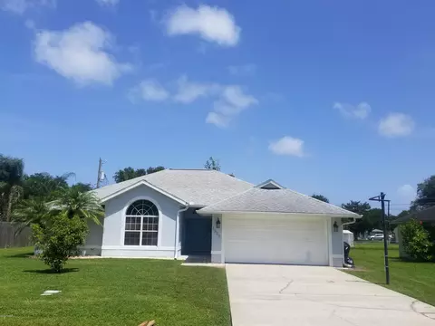 1323 Umbrella Tree Dr, Edgewater, FL 32132 photo 3