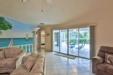 19 Sherrington Dr, Ormond Beach, FL 32174 photo 9