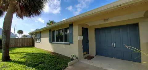 4 Azalea Dr, Ormond Beach, FL 32176 photo 2