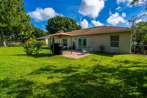 1720 Victory Palm Dr, Edgewater, FL 32132 photo 29