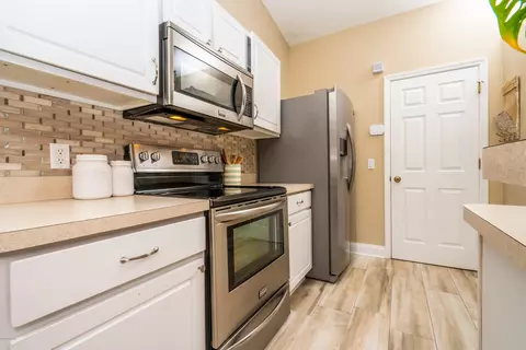 1720 Victory Palm Dr, Edgewater, FL 32132 photo 16