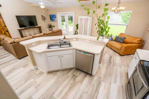 1720 Victory Palm Dr, Edgewater, FL 32132 photo 13