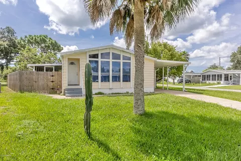 148 Red Bass Ln, Edgewater, FL 32141 photo 4